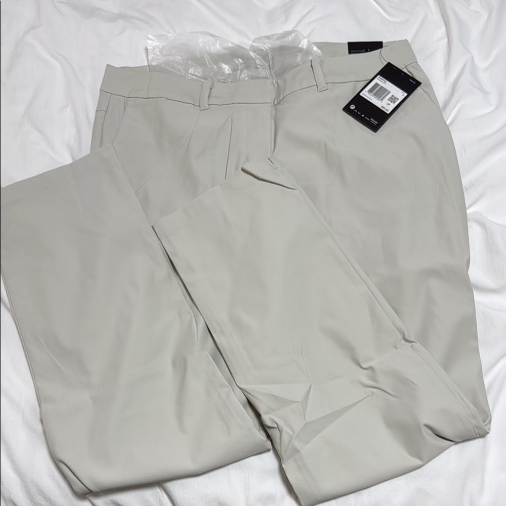Women golf Classic Tan Pants